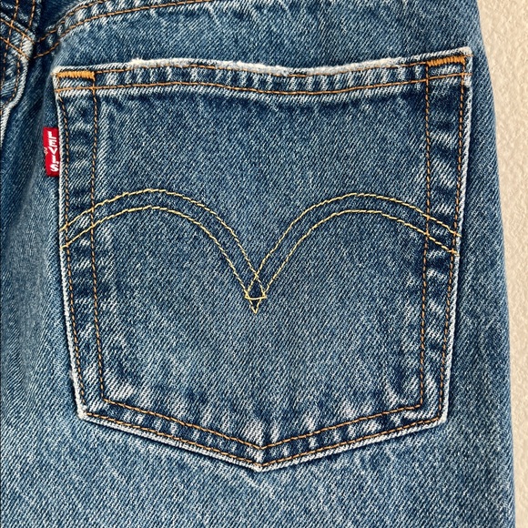 Levi's 501 Quality Premium Straight Blue Jeans - Picture 10 of 13